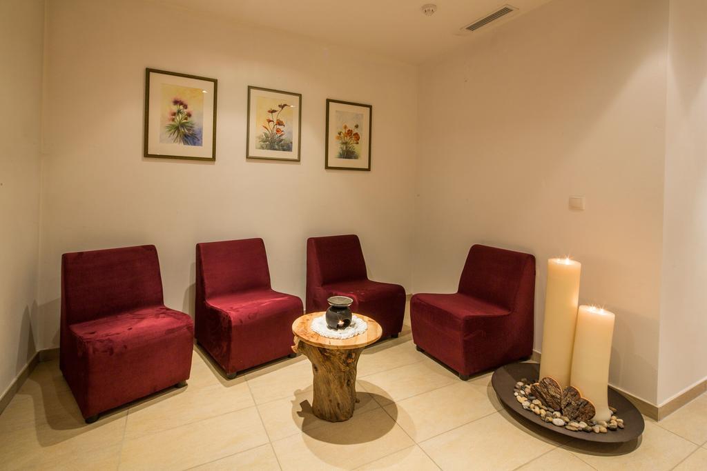 Hotel Rezia La Villa  Bagian luar foto
